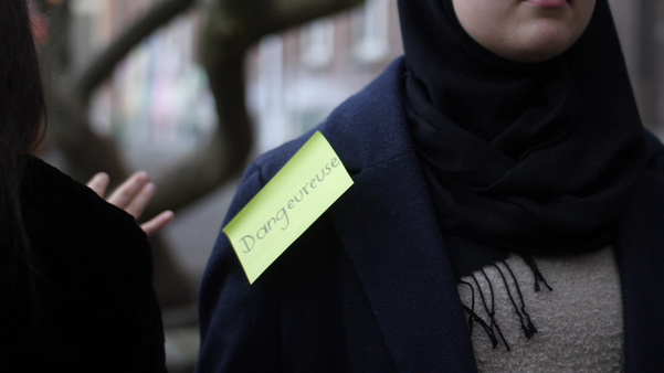 film-documentaire-islamophobie-voile-burkini-assignation-des-femmes-exclusion-anti-raciste-islam